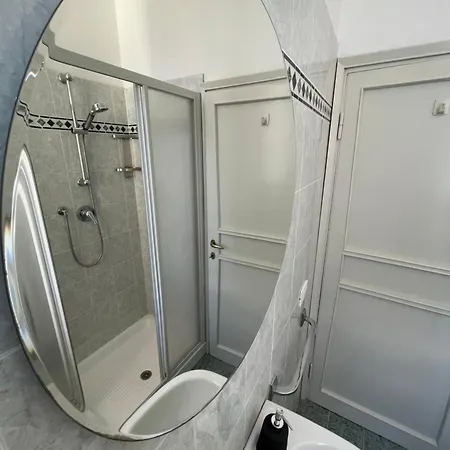 Roby In Centro 3 3 Bagni Apartment *