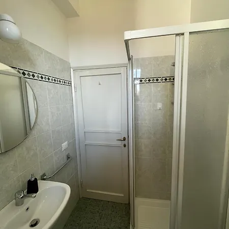 Roby In Centro 3 3 Bagni Apartment